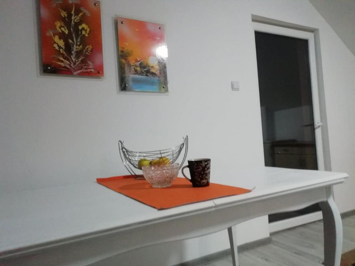 Apartman Salus Tuzla Exteriér fotografie