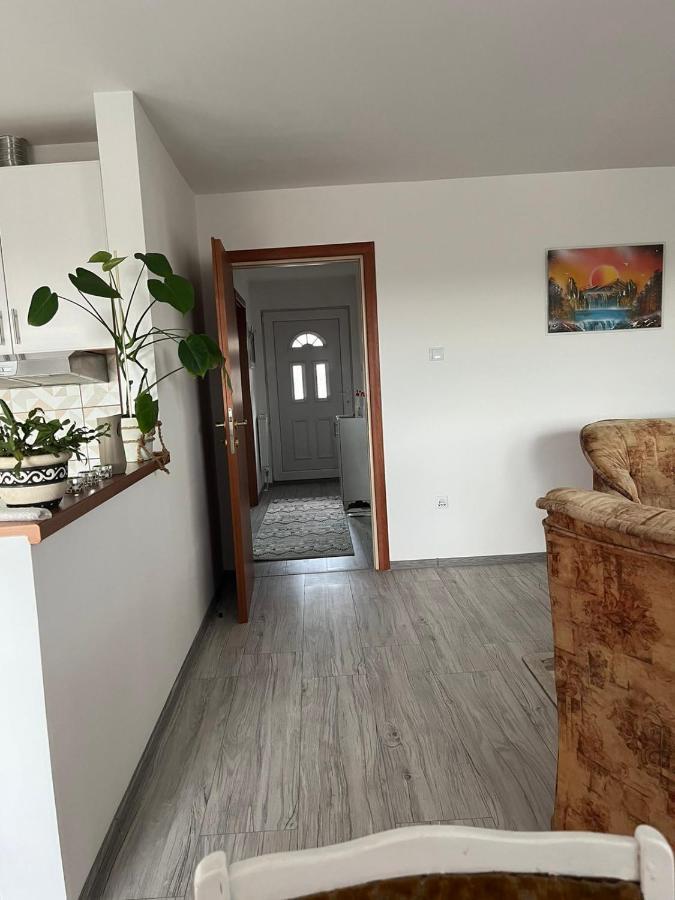 Apartman Salus Tuzla Exteriér fotografie