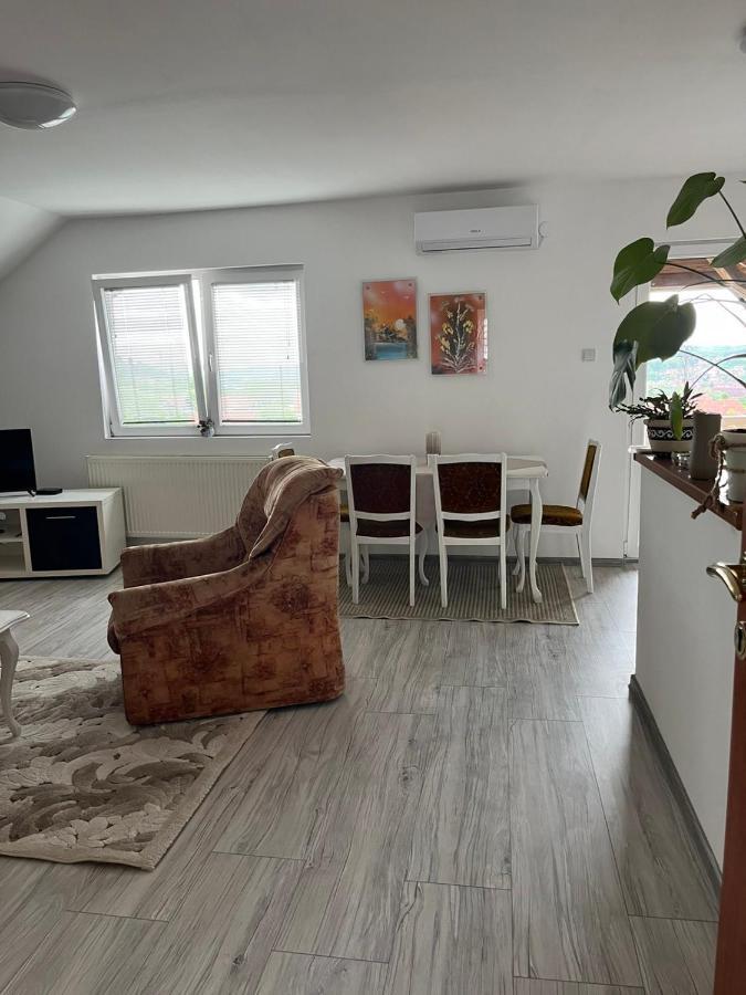 Apartman Salus Tuzla Exteriér fotografie